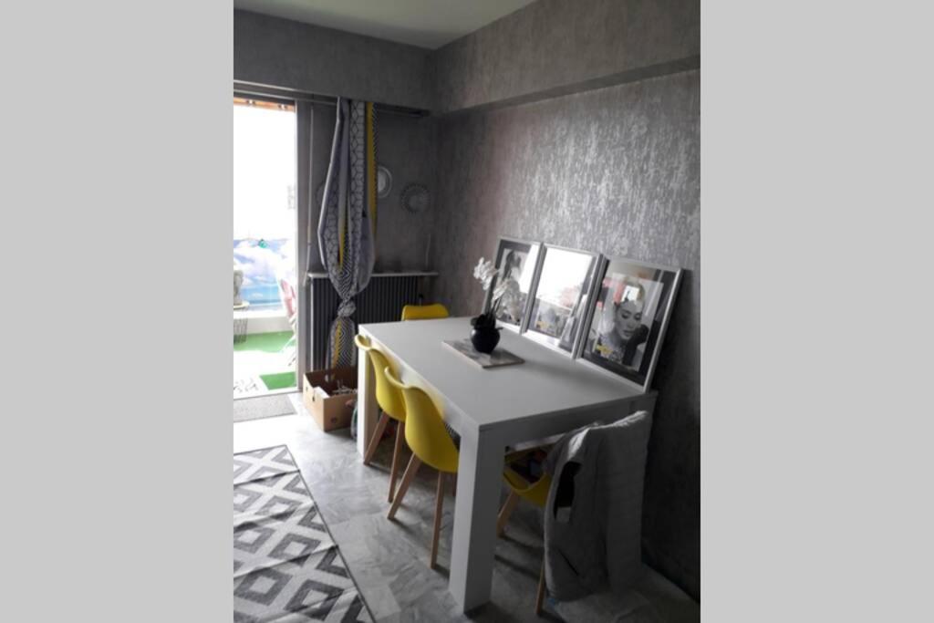 Chaleureux Appart 2 Pieces Entierement Renove. Apartment Saint-Laurent-du-Var Bagian luar foto